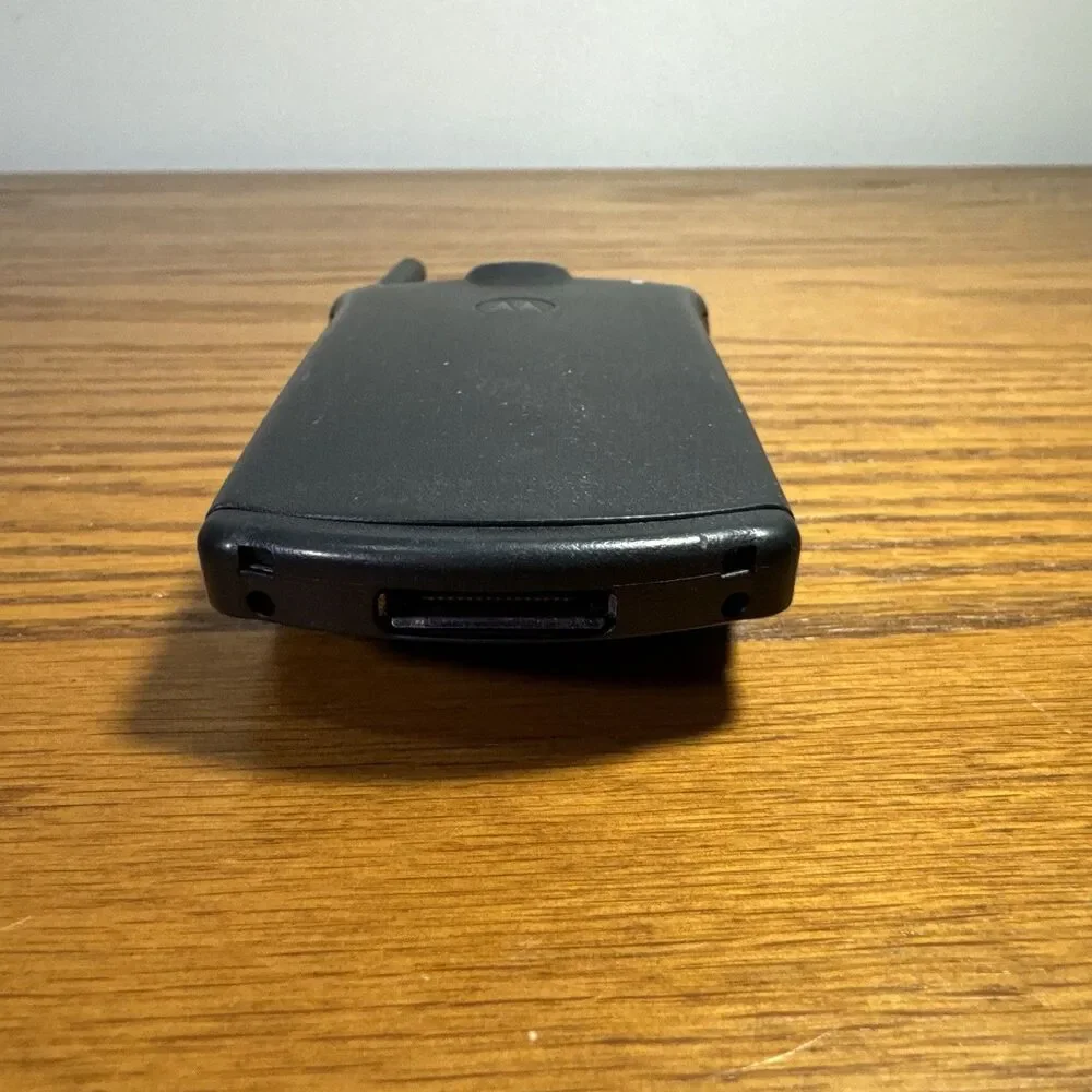 StarTAC 3000 Motorola Flip Phone In Box Charger Clip  Collectible